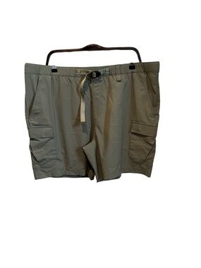 Huk Men’s Shorts Elastic Pull On Green XXL Used
